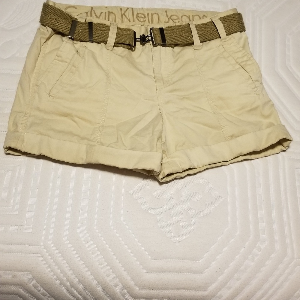 Calvin Klein kakai Sz 4 shorts